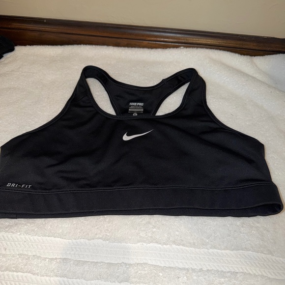 Nike Dri-FIT black Swoosh sports bra size XL - Picture 2 of 6